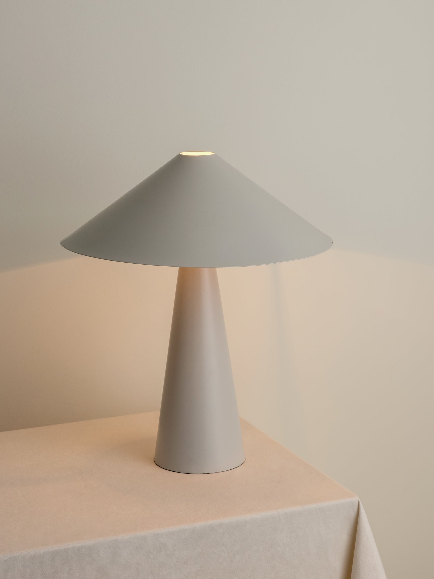 Task Lights 16